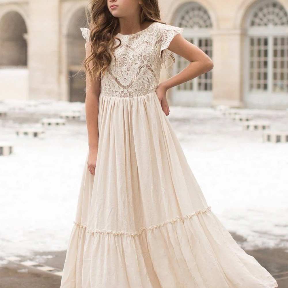 Joyfolie Cream Lace Formal Dress